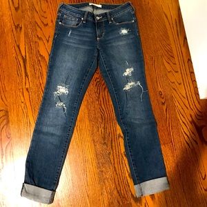 Bullhead distressed jeans
